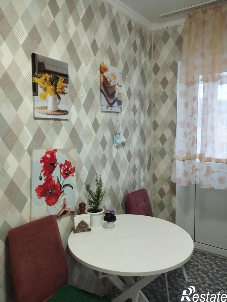 2-комн квартира Солнечная улица, 54