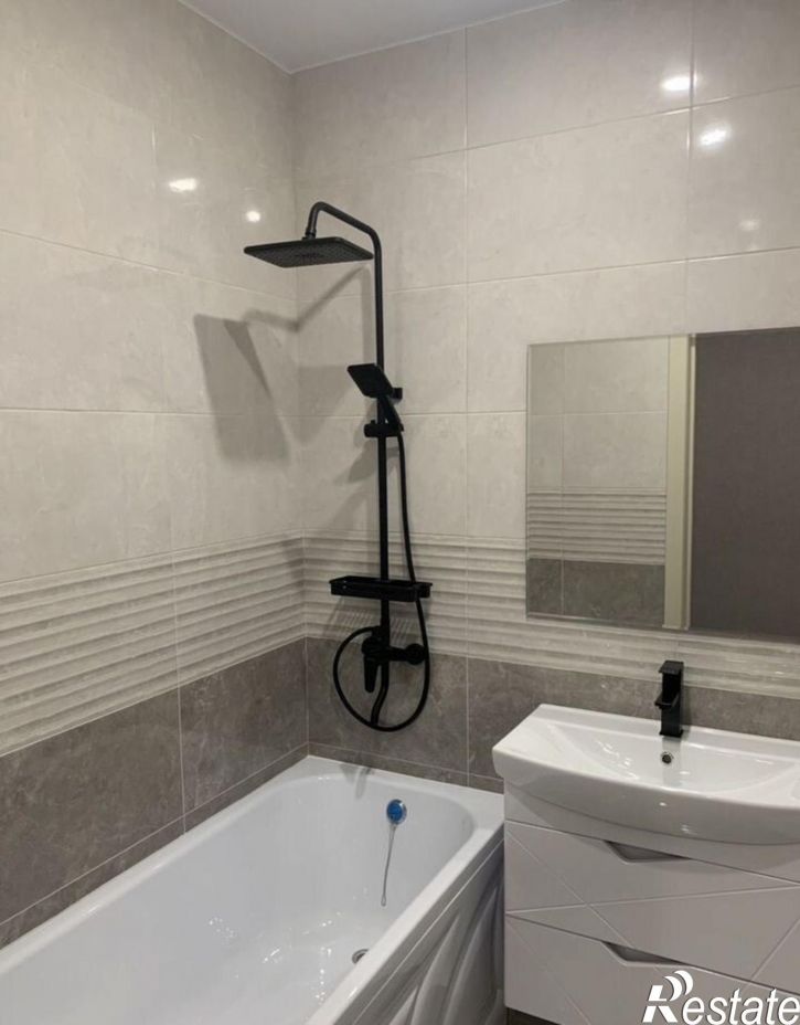 1-комн квартира улица Толстого, 130к2