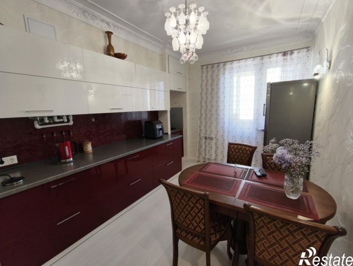 2-комн квартира улица Крылова, 17к5