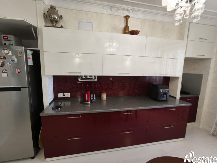 2-комн квартира улица Крылова, 17к5