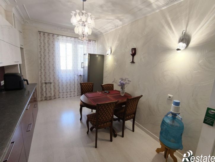 2-комн квартира улица Крылова, 17к5