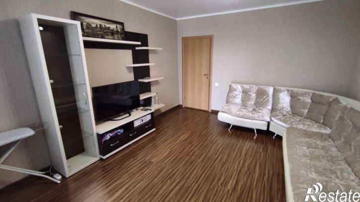 2-комн квартира Крымская улица, 272