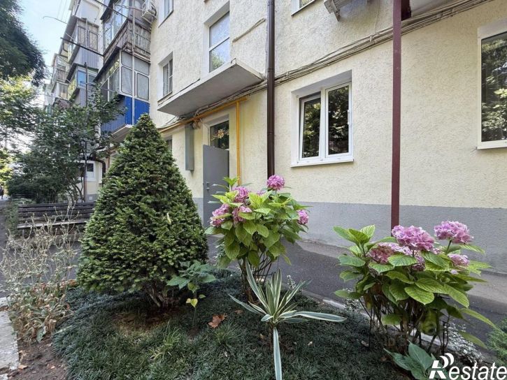 3-комн квартира Строительный пер, 3,  д. 3