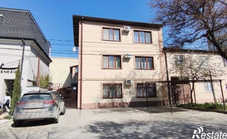 4-комн квартира ул Тургенева, 291,  д. 291