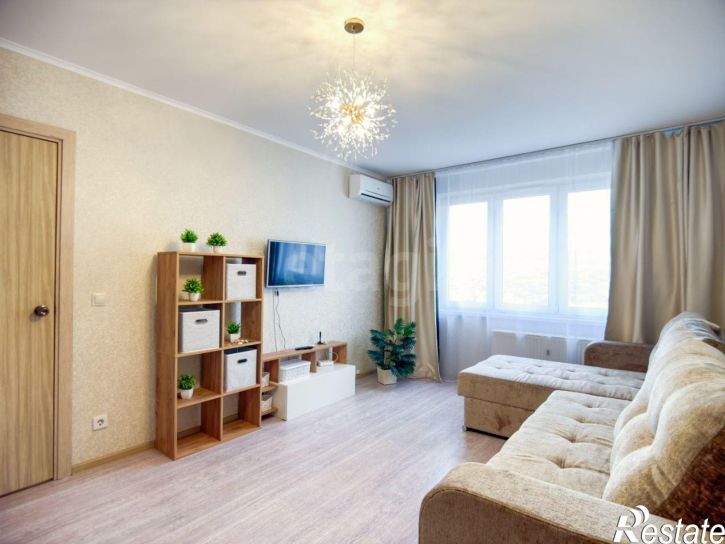 1-комн квартира ул Адмирала Пустошкина, 22 8,  д. 22 8,  к. 8