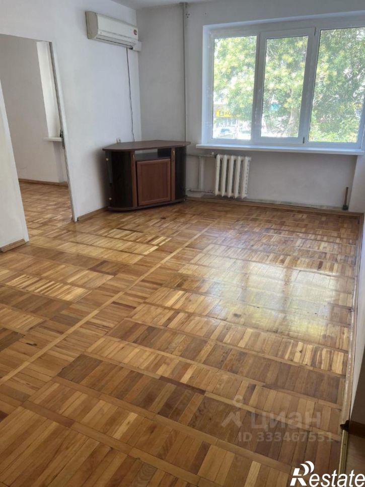 4-комн квартира ул Новороссийская, 308,  д. 308