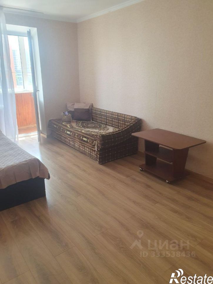 2-комн квартира 12-й микрорайон, 35