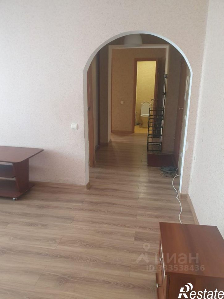 2-комн квартира 12-й микрорайон, 35