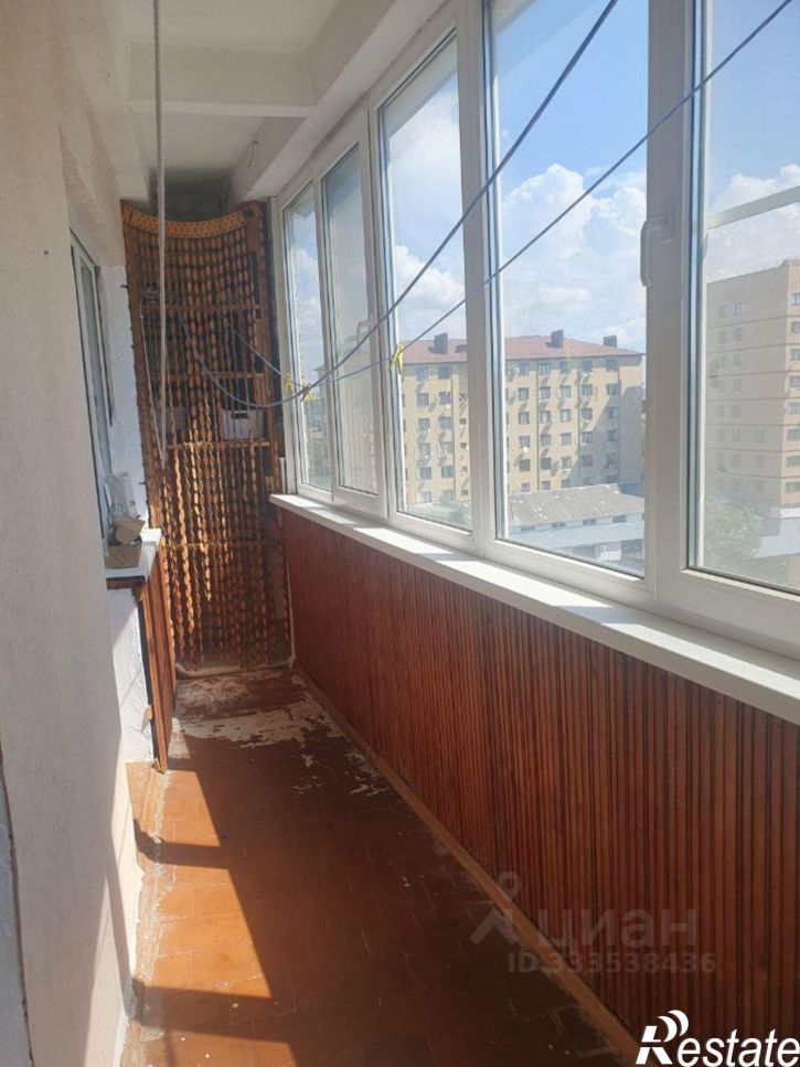 2-комн квартира 12-й микрорайон, 35