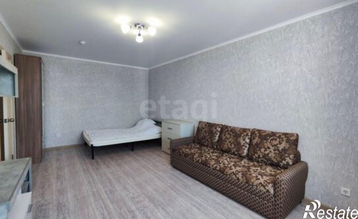 1-комн квартира ул Адмирала Пустошкина, 14,  д. 14