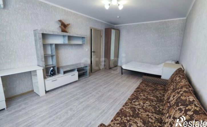 1-комн квартира ул Адмирала Пустошкина, 14,  д. 14