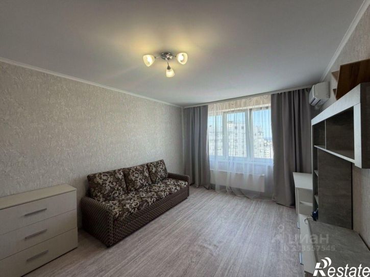 1-комн квартира ул Адмирала Пустошкина, 14,  д. 14
