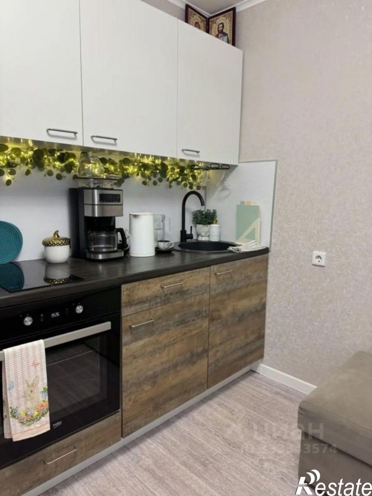 1-комн квартира ул Адмирала Пустошкина, 22 8,  д. 22 8,  к. 8