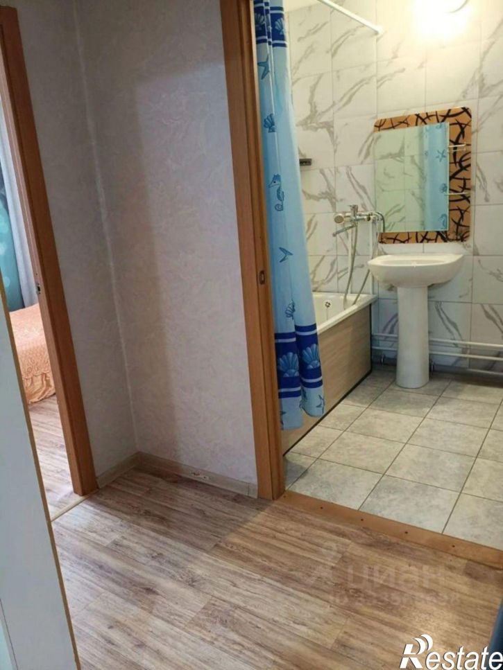 2-комн квартира улица Адмирала Пустошкина, 22 с4,  д. 22 с4