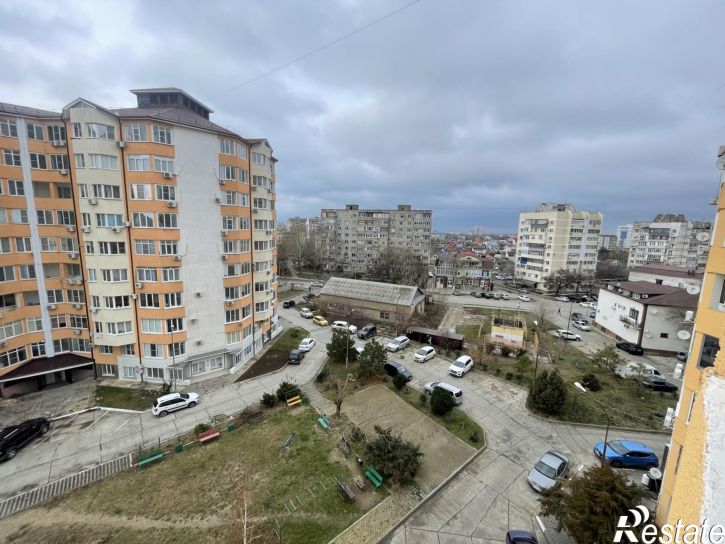 2-комн квартира улица Крылова, 23к2