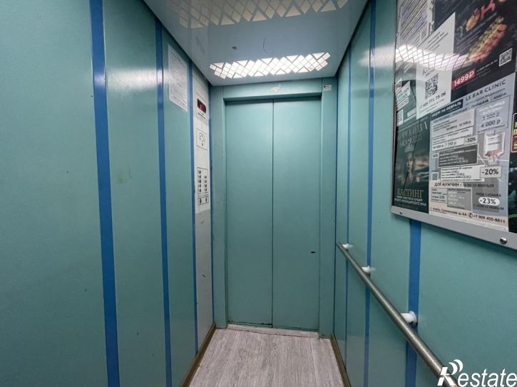 2-комн квартира улица Крылова, 23к2