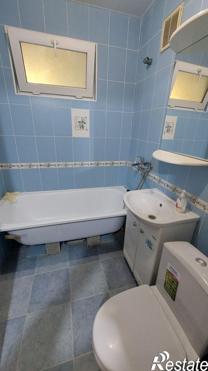 2-комн квартира Строительный переулок, 3