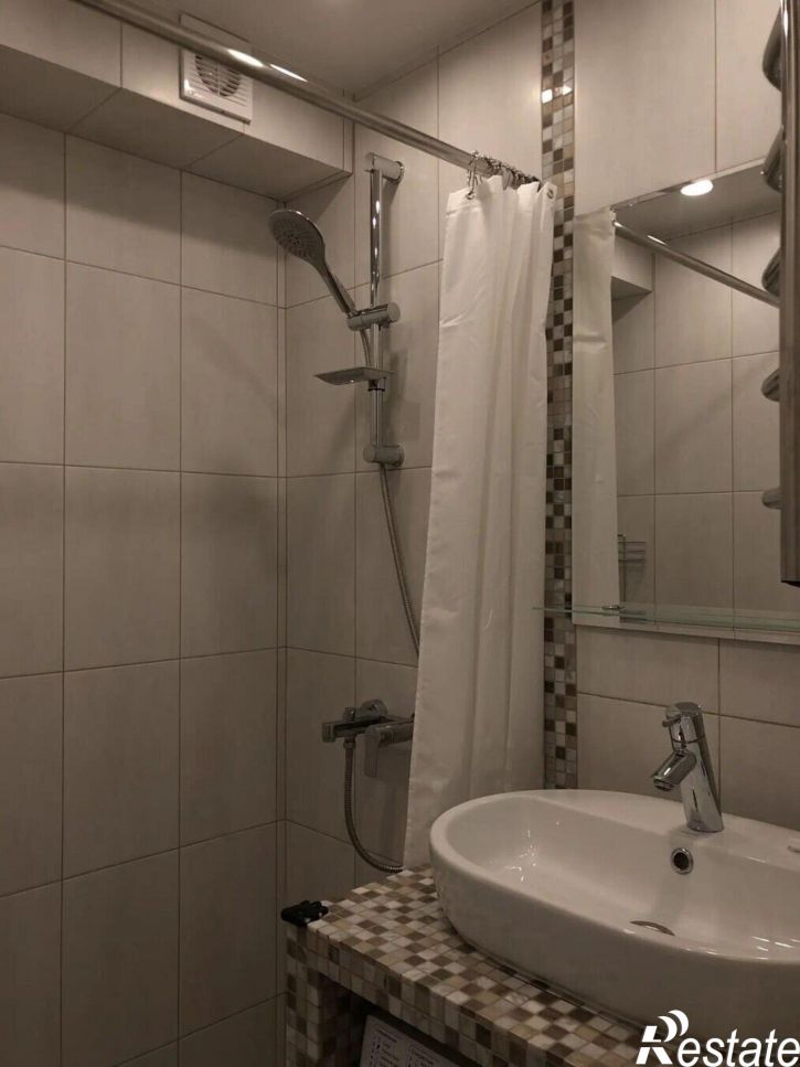 3-комн квартира Крымская улица, 83