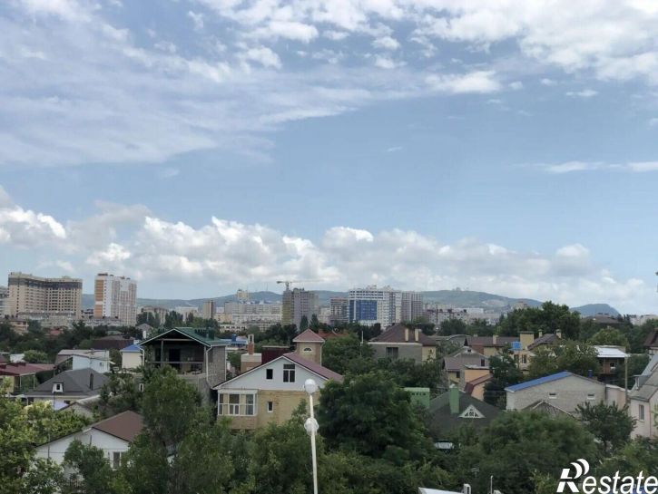 3-комн квартира Крымская улица, 83