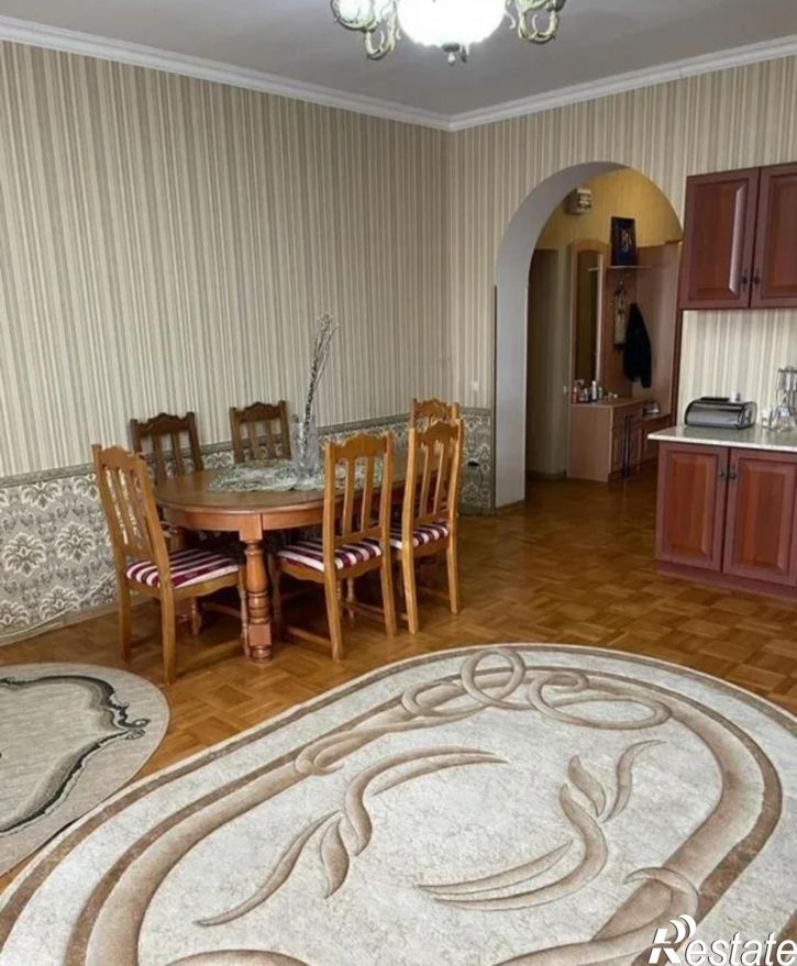 2-комн квартира Парковая улица, 31
