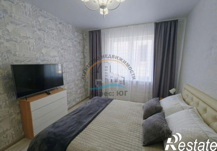 2-комн квартира улица Крылова, 10,  д. 10