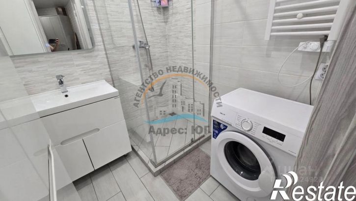 2-комн квартира улица Крылова, 10,  д. 10
