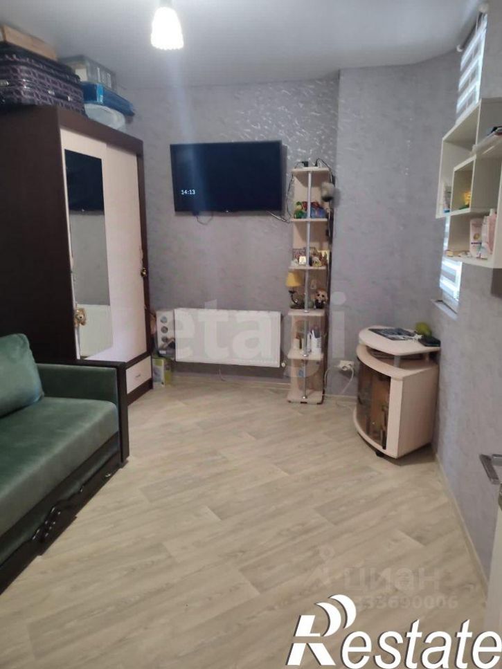 2-комн квартира улица Крылова, 113,  д. 113