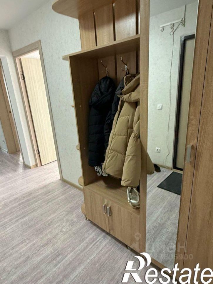 3-комн квартира улица Адмирала Пустошкина, 22 c9,  д. 22 c9