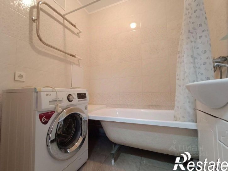 2-комн квартира улица Адмирала Пустошкина, 22 с3,  д. 22 с3