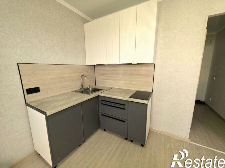 1-комн квартира улица Адмирала Пустошкина, 22 с13,  д. 22 с13