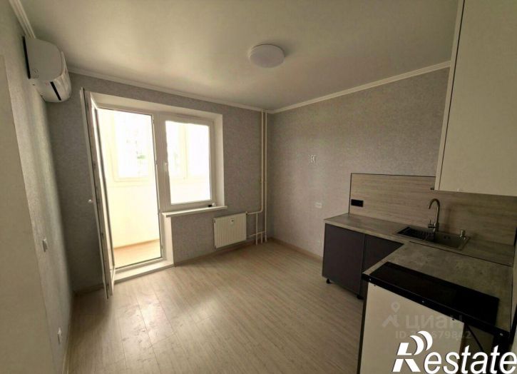 1-комн квартира улица Адмирала Пустошкина, 22 с13,  д. 22 с13