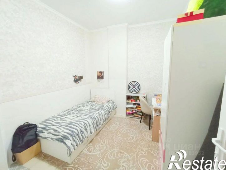 2-комн квартира Лазурная улица, 10 к1,  д. 10 к1