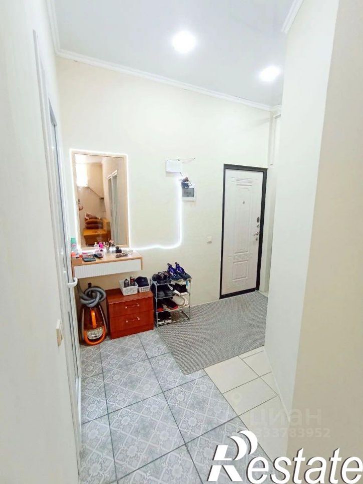 2-комн квартира Лазурная улица, 10 к1,  д. 10 к1