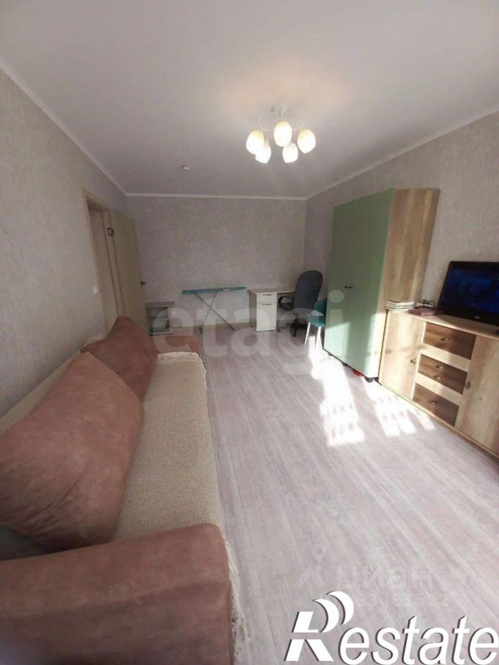 1-комн квартира улица Адмирала Пустошкина, 14,  д. 14