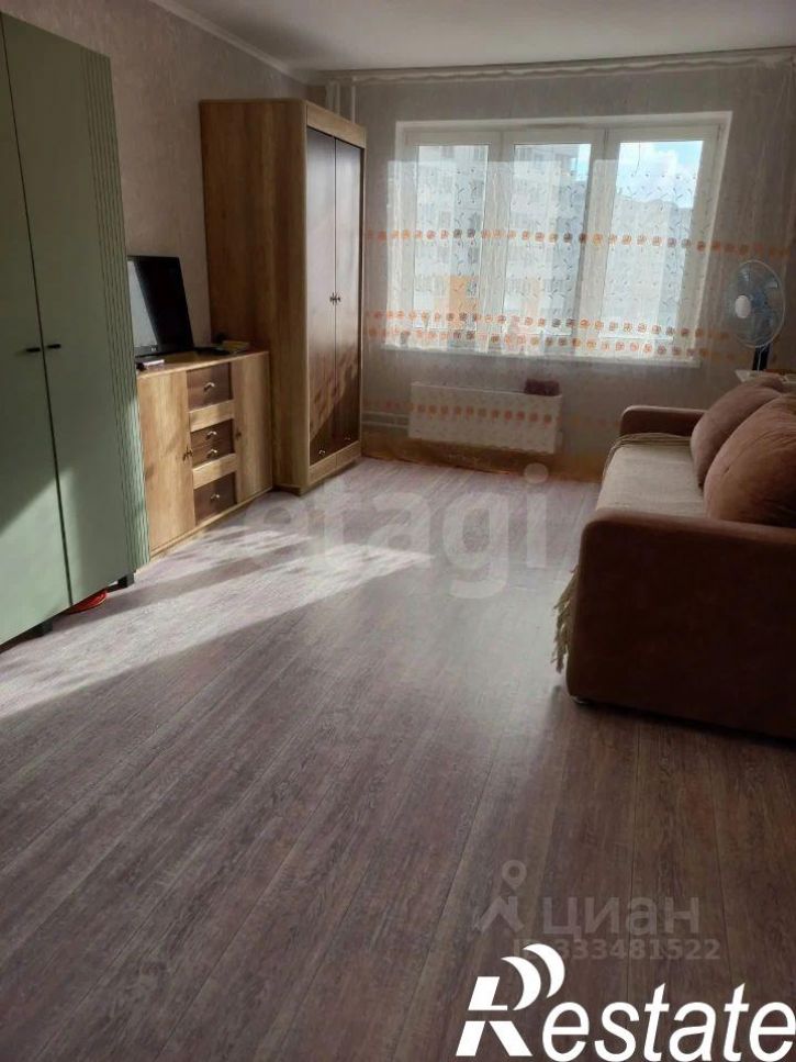 1-комн квартира улица Адмирала Пустошкина, 14,  д. 14