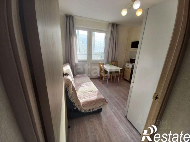 1-комн квартира улица Адмирала Пустошкина, 14,  д. 14
