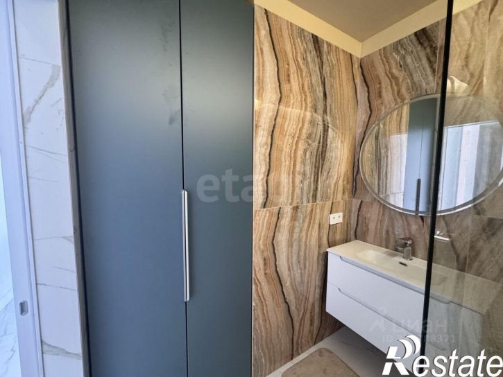 2-комн квартира улица Крылова, 13 к3,  д. 13 к3