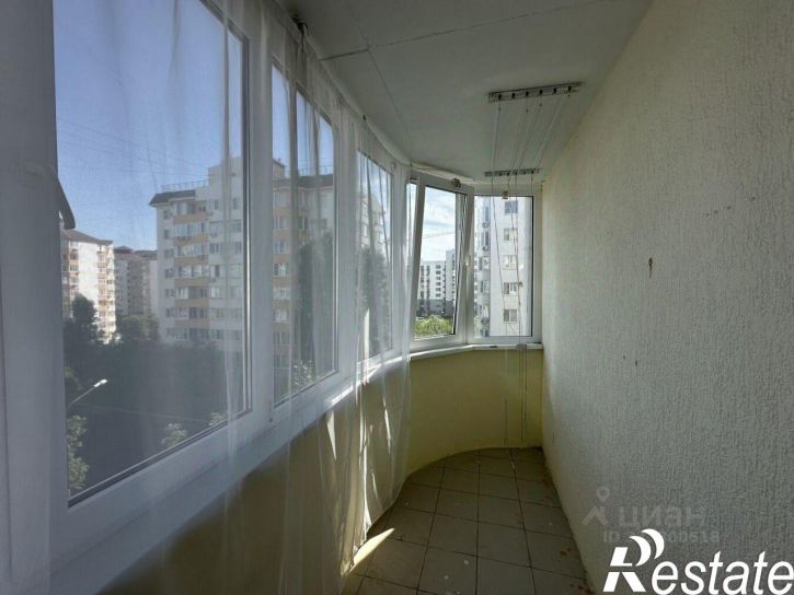 1-комн квартира улица Крылова, 17/6,  д. 17/6
