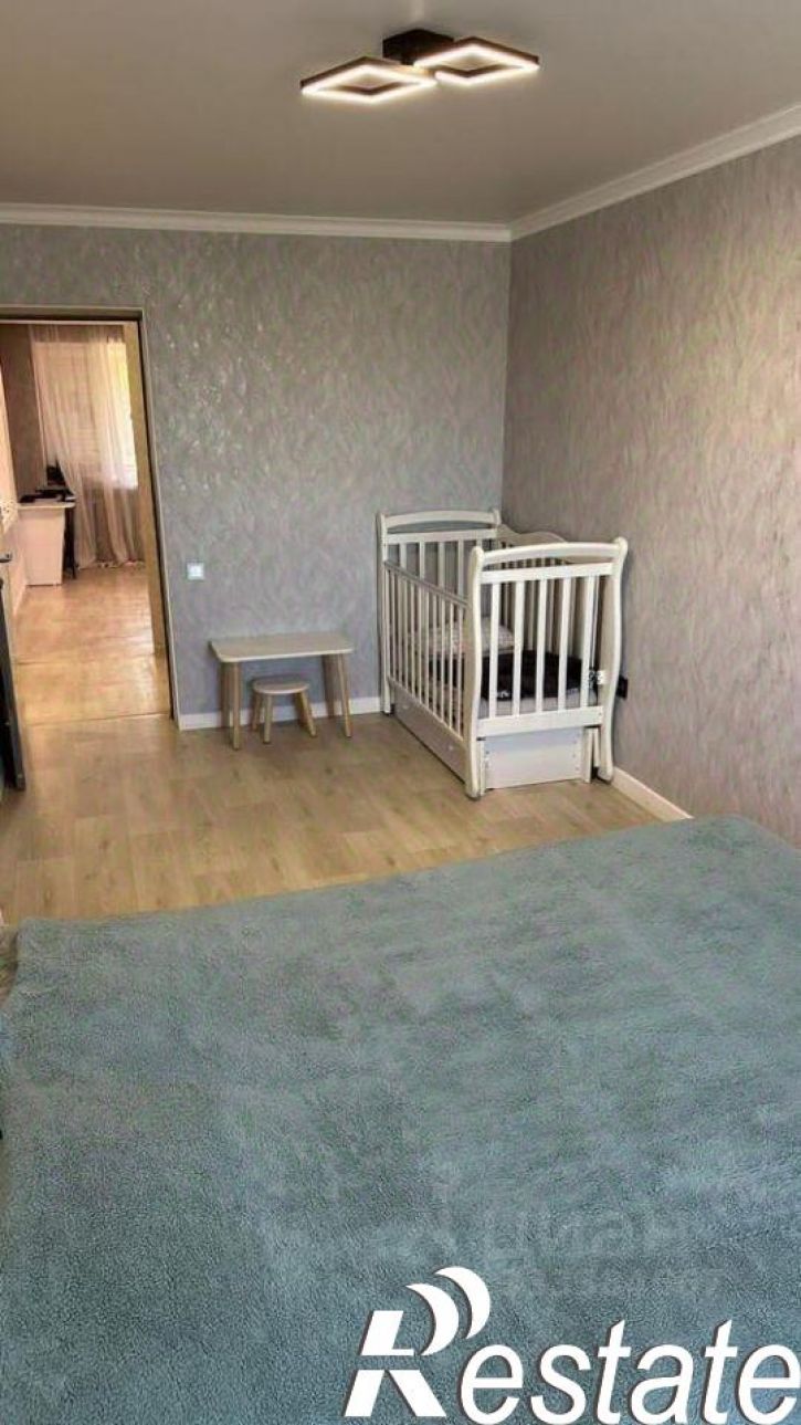 2-комн квартира улица Чехова, 1,  д. 1
