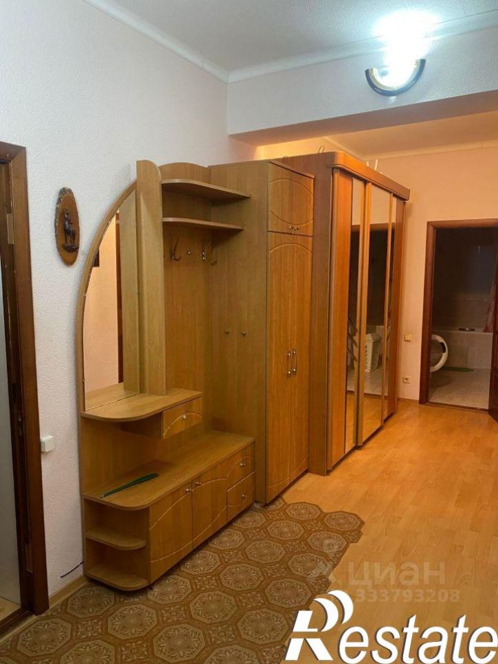 2-комн квартира улица Толстого, 50,  д. 50