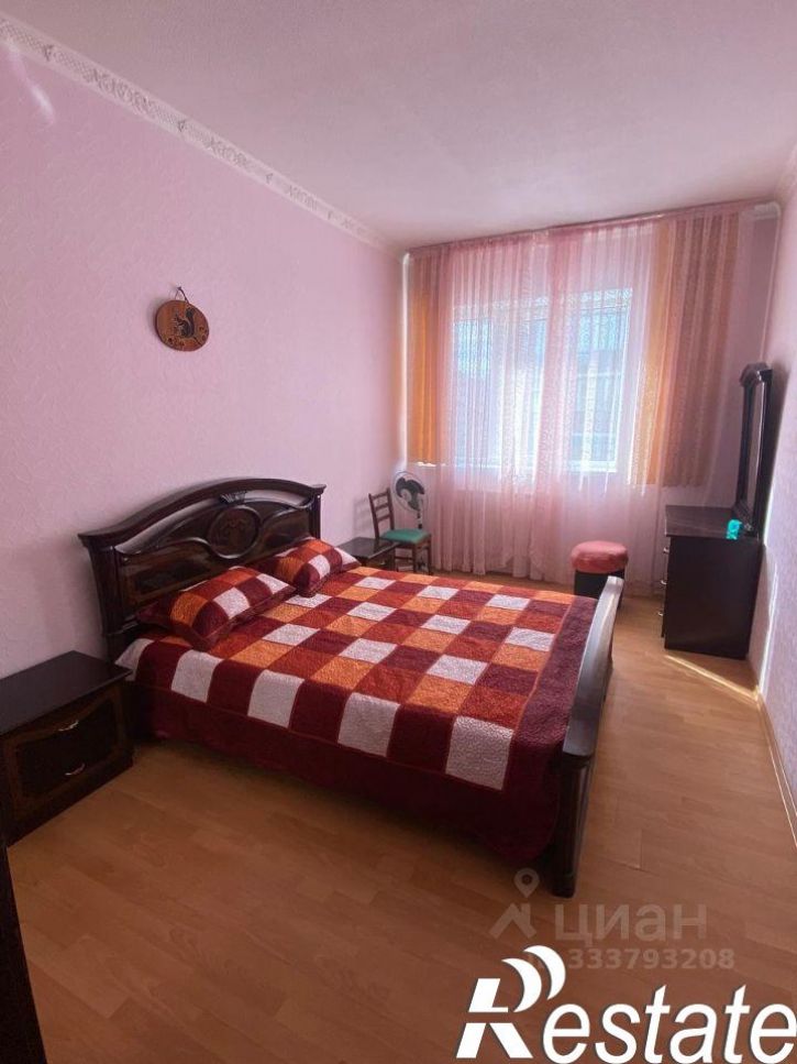 2-комн квартира улица Толстого, 50,  д. 50