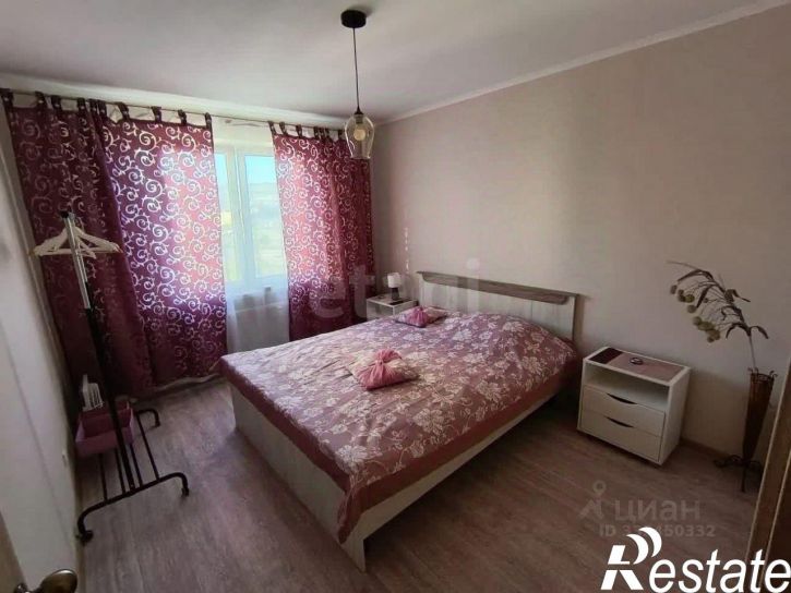 2-комн квартира улица Адмирала Пустошкина, 22 с1,  д. 22 с1