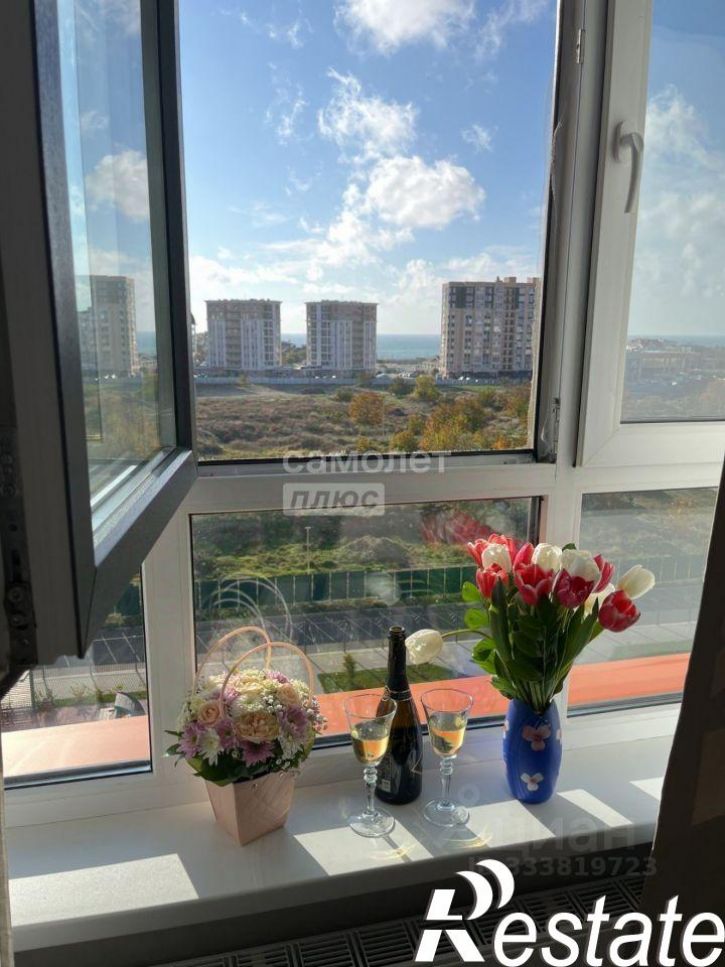 2-комн квартира улица Крылова, 13 к3,  д. 13 к3