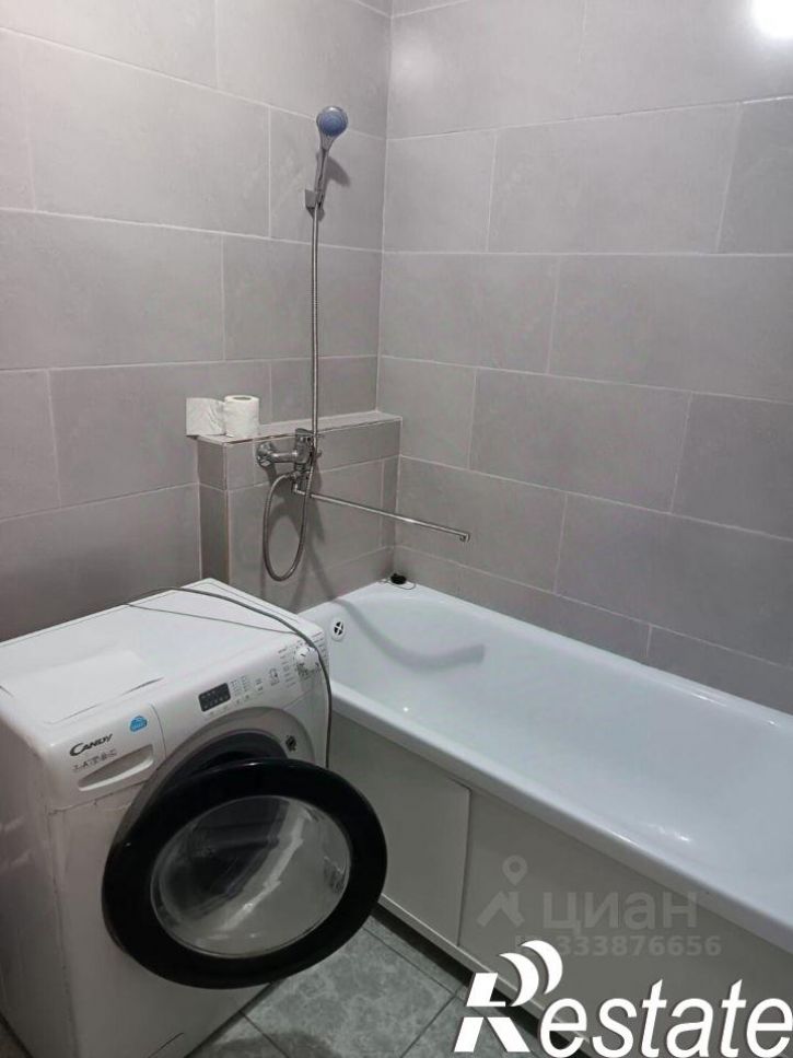1-комн квартира улица Адмирала Пустошкина, 22 с3,  д. 22 с3