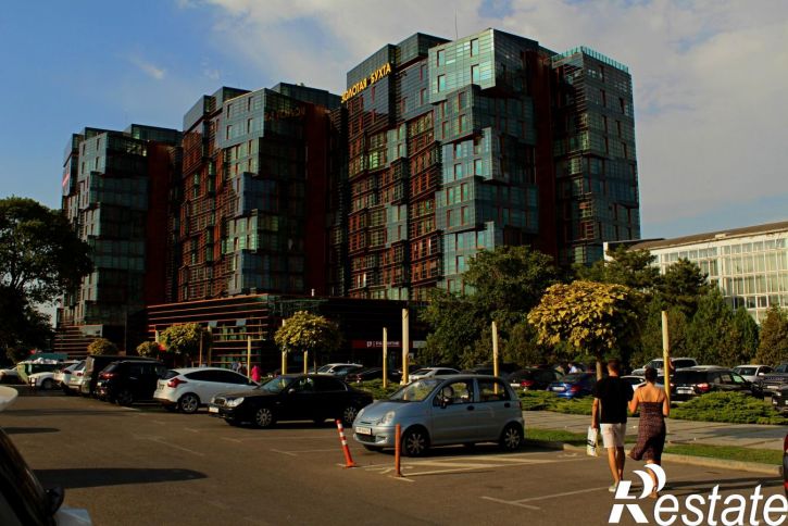 2-комн квартира проспект Революции, 3