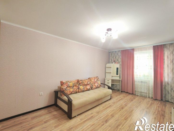 1-комн квартира улица Адмирала Пустошкина, 10