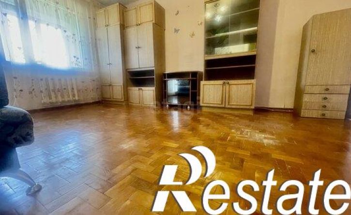 1-комн квартира улица Крылова, 81,  д. 81