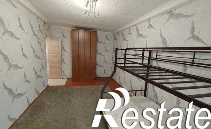 2-комн квартира 12-й микрорайон, 20