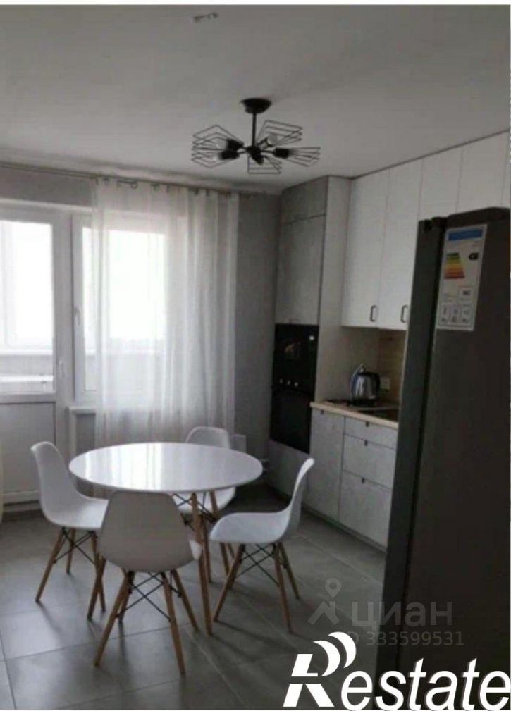 2-комн квартира улица Адмирала Пустошкина, 16,  д. 16