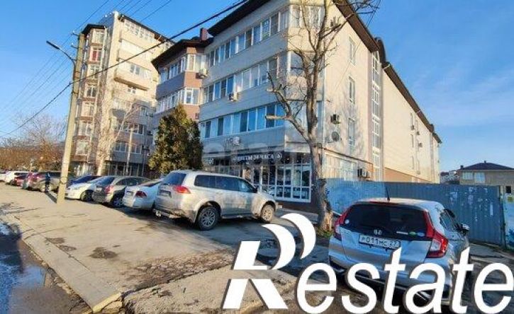 2-комн квартира Ленинградская улица, 76,  д. 76